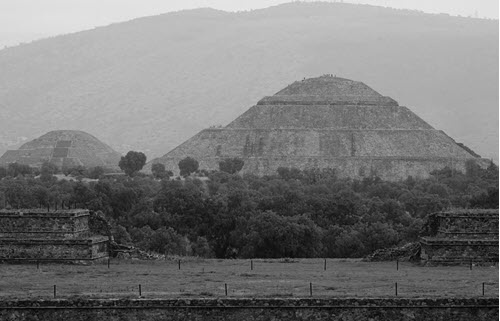 Иллюстрация к книге — Следы богов [i_080.jpg]