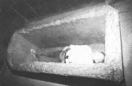 Иллюстрация к книге — Следы богов [i_096.jpg]