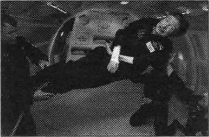 Иллюстрация к книге — Тайны квантового мира. О парадоксальности пространства и времени [i_056.jpg]