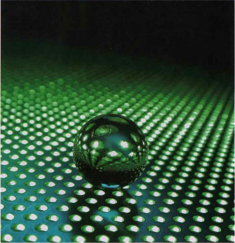 Иллюстрация к книге — Тайны квантового мира. О парадоксальности пространства и времени [i_127.jpg]