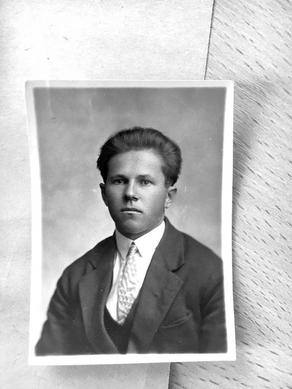 Иллюстрация к книге — Разведка. «Нелегалы» наоборот [i_030.jpg]