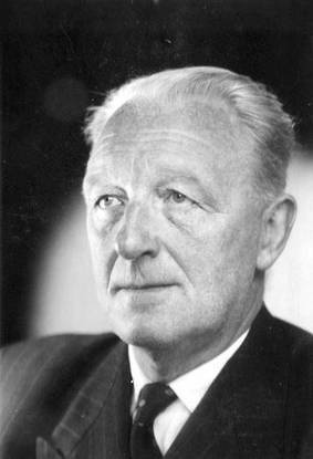 Иллюстрация к книге — Разведка. «Нелегалы» наоборот [i_034.jpg]