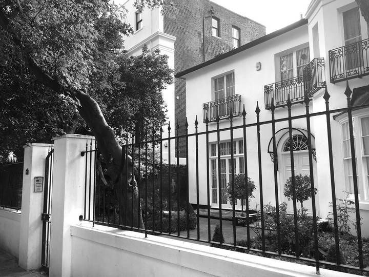 Иллюстрация к книге — Разведка. «Нелегалы» наоборот [i_067.jpg]