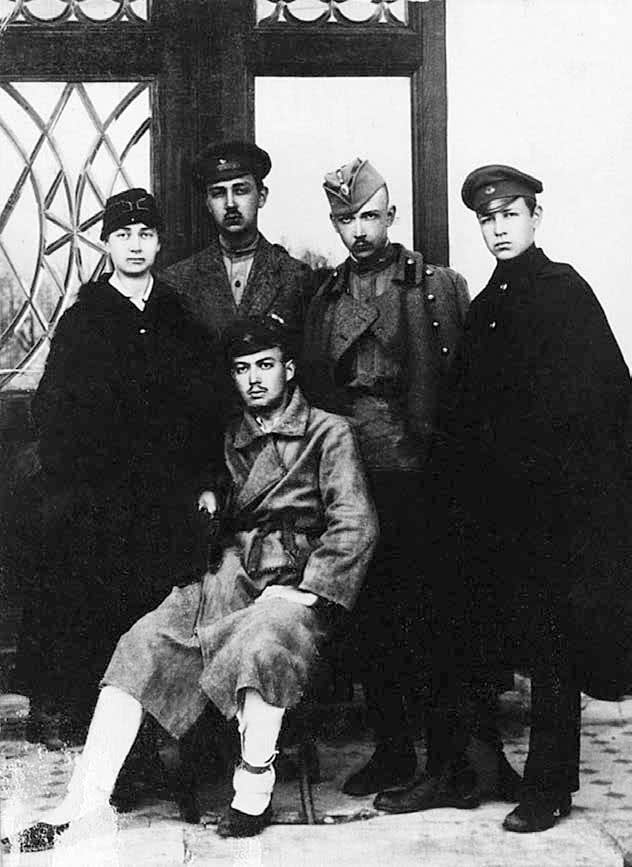 Иллюстрация к книге — Курт Сеит и Шура [i_003.jpg]