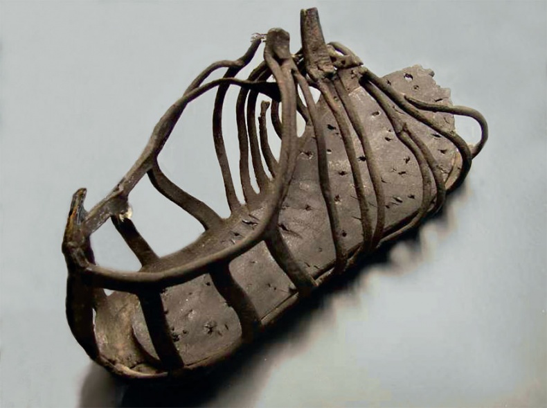 Иллюстрация к книге — Империя. Путешествие по Римской империи вслед за монетой [i_008.jpg]