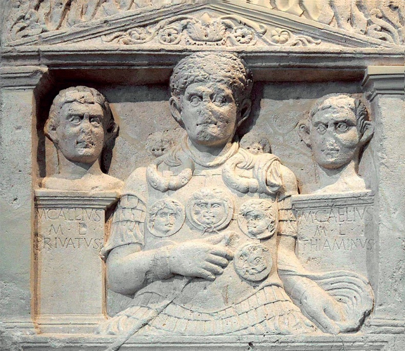 Иллюстрация к книге — Империя. Путешествие по Римской империи вслед за монетой [i_011.jpg]