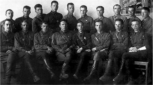 Иллюстрация к книге — Я защищал Ленинград [i_005.jpg]