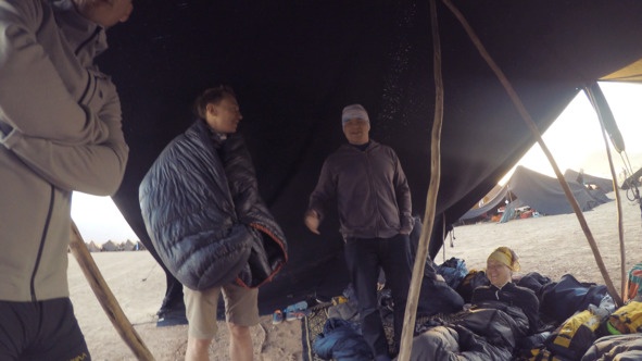 Иллюстрация к книге — Беги и помни [image20_5c7670f2eb123906002881b3_jpg.jpg]