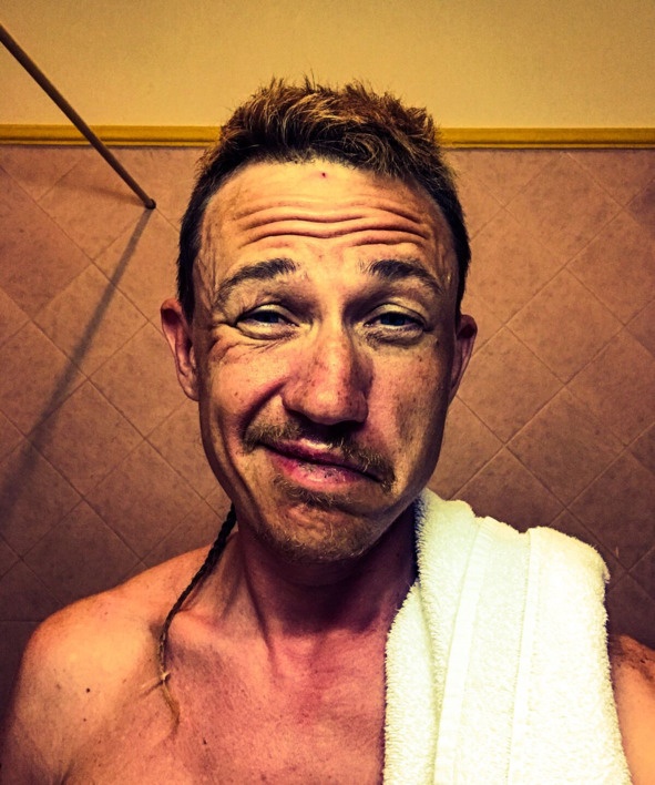 Иллюстрация к книге — Беги и помни [image84_5c76800be5dcb00600009b31_jpg.jpg]