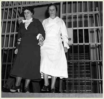 Иллюстрация к книге — История шарлатанства [i_019.jpg]