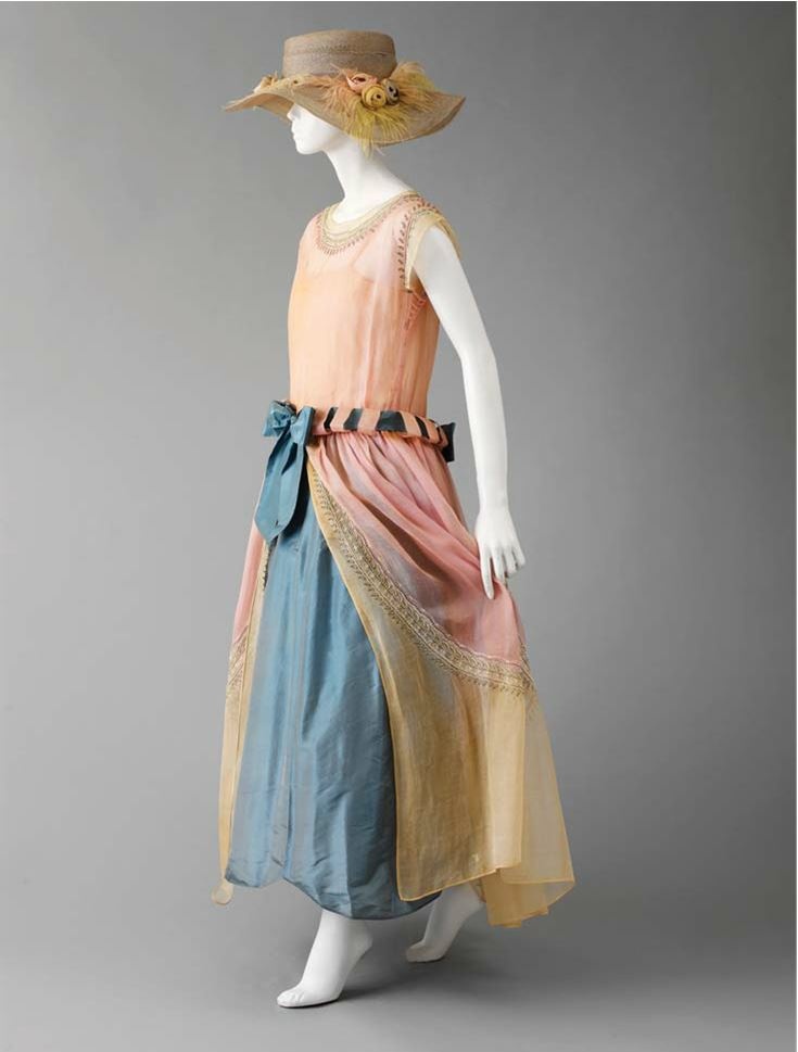 Иллюстрация к книге — Жанна Ланвен [i_044.jpg]