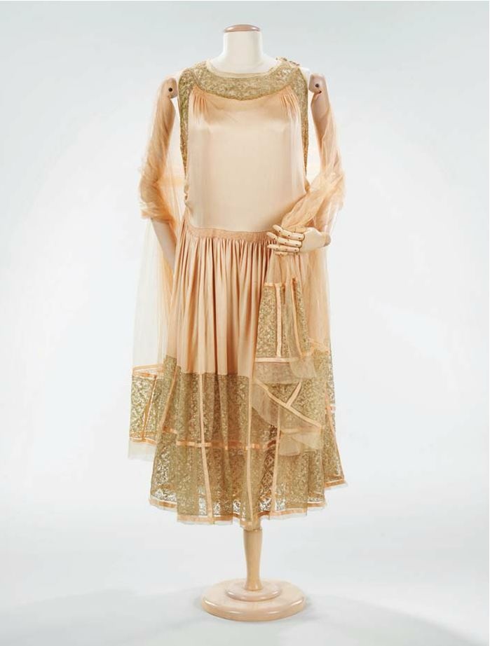 Иллюстрация к книге — Жанна Ланвен [i_046.jpg]