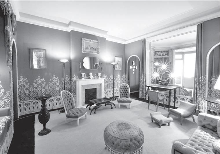 Иллюстрация к книге — Жанна Ланвен [i_067.jpg]