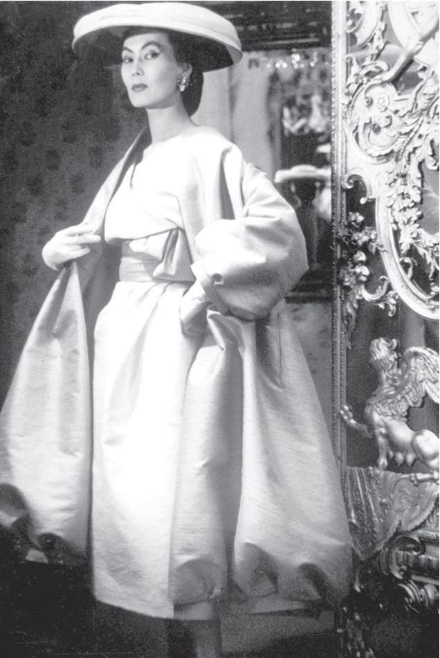 Иллюстрация к книге — Жанна Ланвен [i_120.jpg]