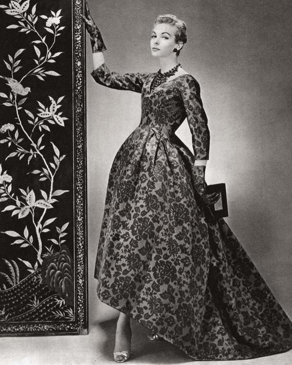 Иллюстрация к книге — Я – Кутюрье. Кристиан Диор и Я. [i_103.jpg]