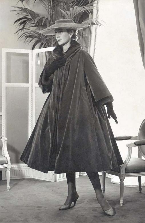 Иллюстрация к книге — Я – Кутюрье. Кристиан Диор и Я. [i_165.jpg]