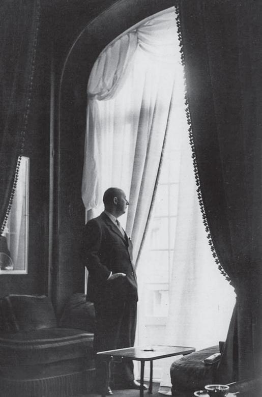 Иллюстрация к книге — Я – Кутюрье. Кристиан Диор и Я. [i_206.jpg]