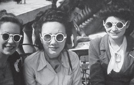 Иллюстрация к книге — Я – Кутюрье. Кристиан Диор и Я. [i_224.jpg]