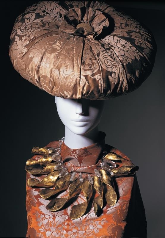 Иллюстрация к книге — Икона по воле случая [i_034.jpg]