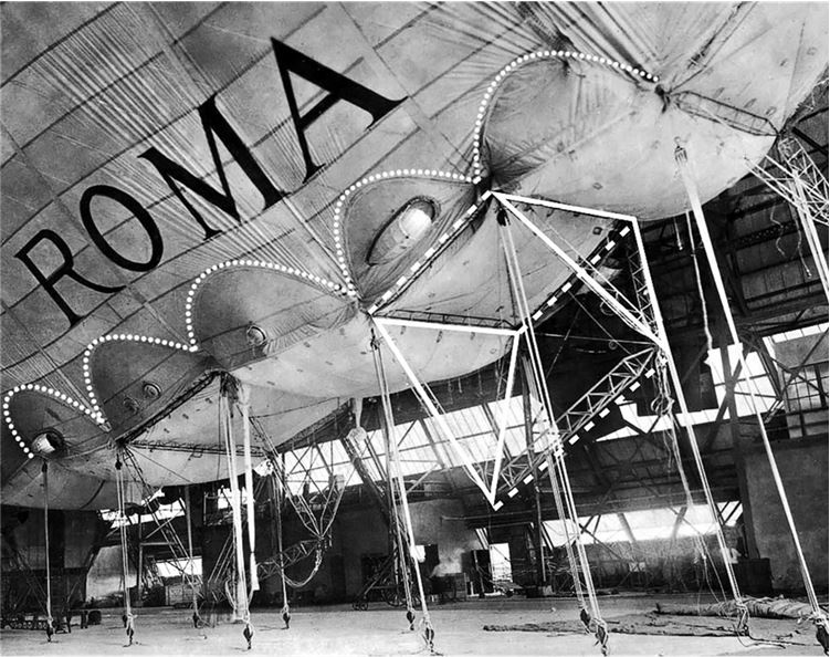 Иллюстрация к книге — Девятьсот часов неба. Неизвестная история дирижабля «СССР-В6» [i_046.jpg]