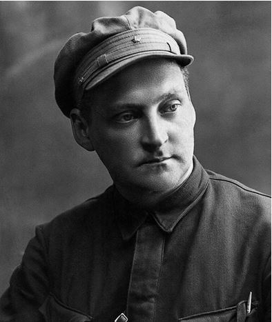 Иллюстрация к книге — Девятьсот часов неба. Неизвестная история дирижабля «СССР-В6» [i_108.jpg]