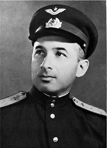 Иллюстрация к книге — Девятьсот часов неба. Неизвестная история дирижабля «СССР-В6» [i_135.jpg]