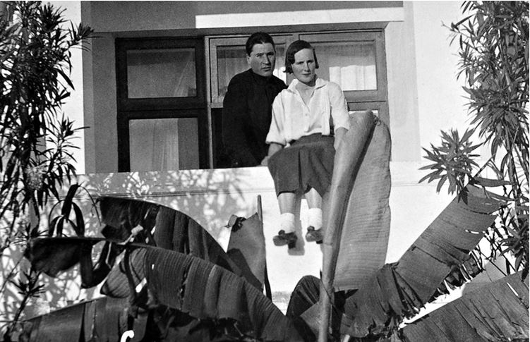 Иллюстрация к книге — Девятьсот часов неба. Неизвестная история дирижабля «СССР-В6» [i_139.jpg]