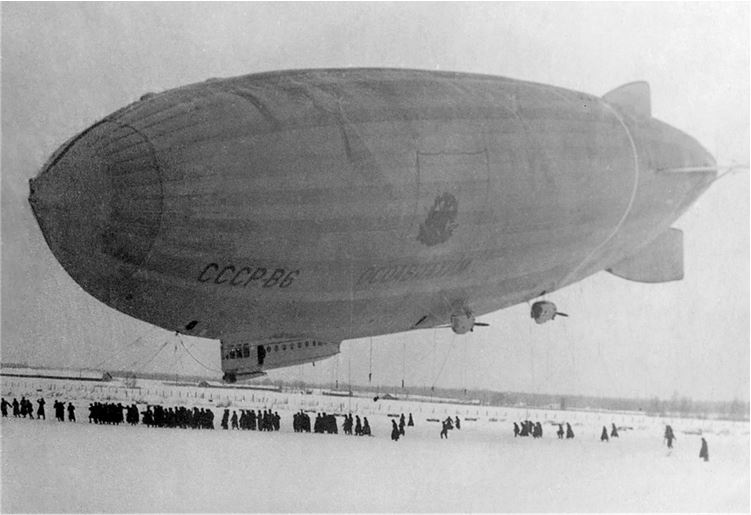 Иллюстрация к книге — Девятьсот часов неба. Неизвестная история дирижабля «СССР-В6» [i_153.jpg]