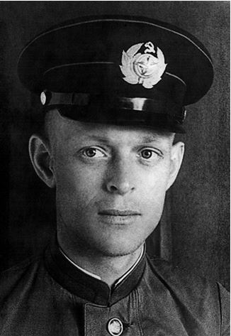 Иллюстрация к книге — Девятьсот часов неба. Неизвестная история дирижабля «СССР-В6» [i_168.jpg]