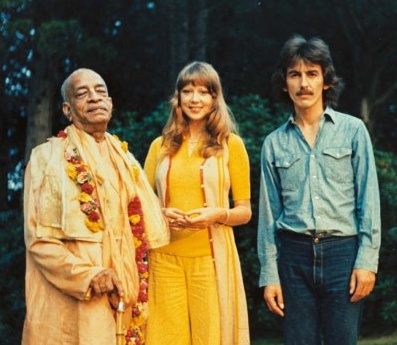 Иллюстрация к книге — Здесь восходит солнце [_3.jpg]