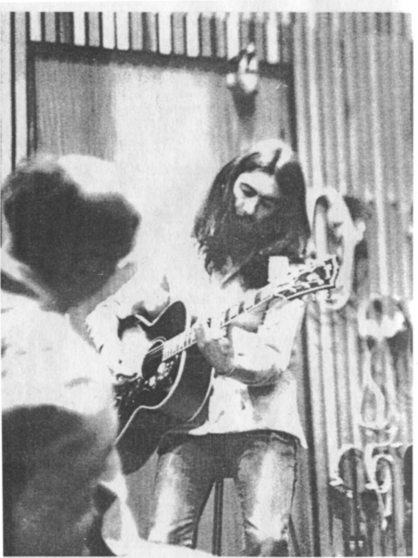 Иллюстрация к книге — Здесь восходит солнце [_4.jpg]