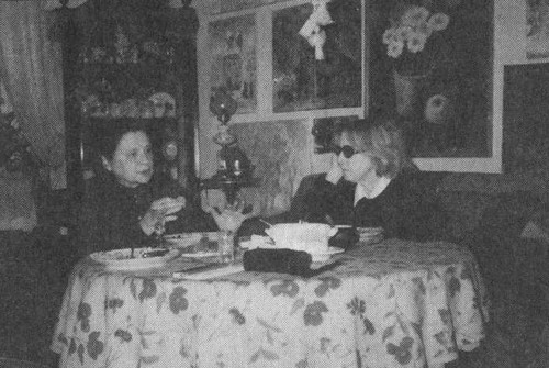 Иллюстрация к книге — Как я стала киноведом [i_011.jpg]