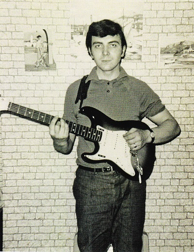 Иллюстрация к книге — Железный человек - Моё путешествие сквозь Рай и Ад вместе с Блэк Саббат [_30276_original.jpg]