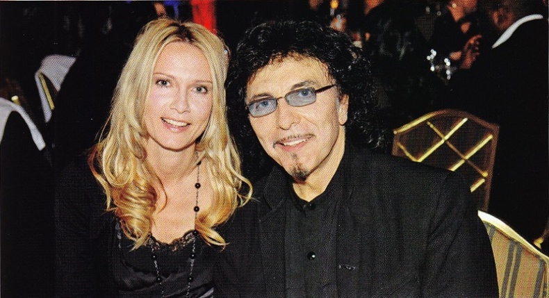 Иллюстрация к книге — Железный человек - Моё путешествие сквозь Рай и Ад вместе с Блэк Саббат [_37969_original.jpg]