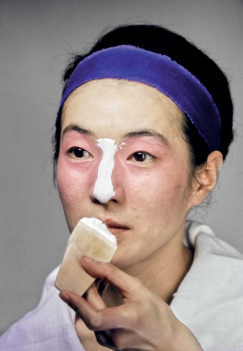 Иллюстрация к книге — Краски. История макияжа [i_023.jpg]