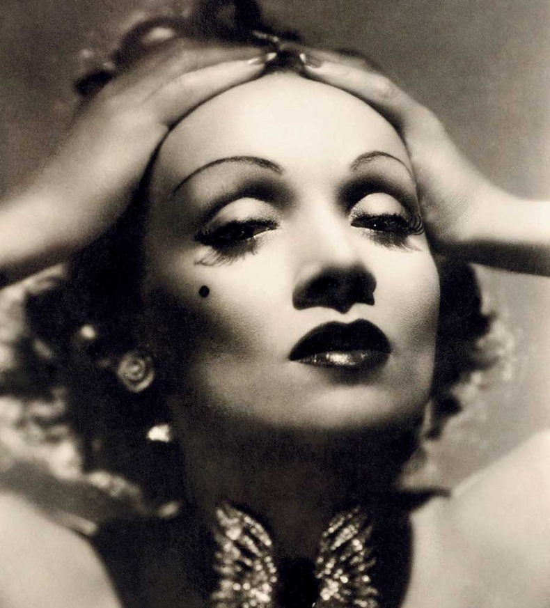 Иллюстрация к книге — Краски. История макияжа [i_103.jpg]