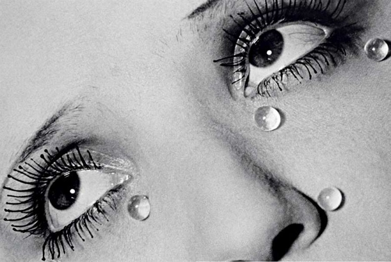 Иллюстрация к книге — Краски. История макияжа [i_111.jpg]