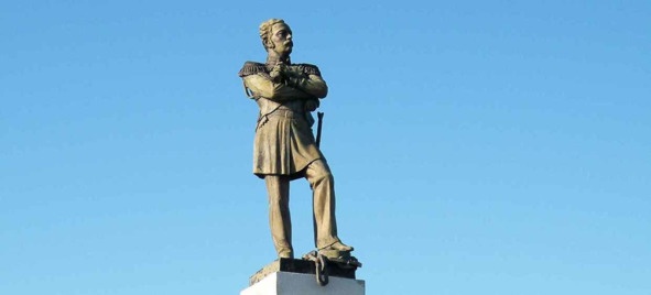 Иллюстрация к книге — История в историях. Век величия [image96_5c118609f8a03f070014c485_jpg.jpg]