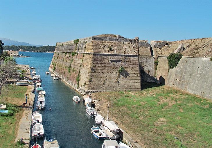 Иллюстрация к книге — Острова невезения [_175.jpg]