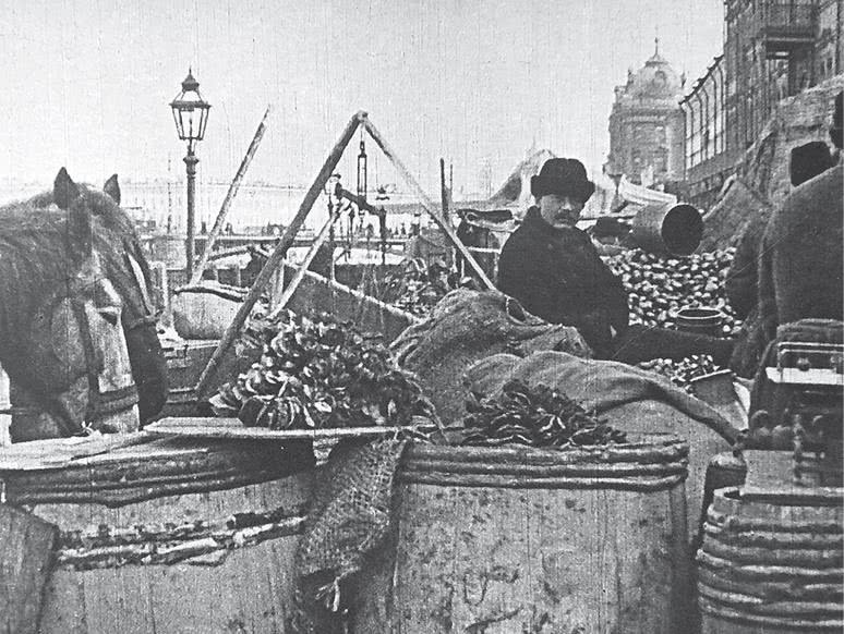 Иллюстрация к книге — Дом правительства. Сага о русской революции [i_014.jpg]