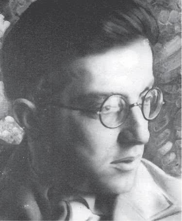 Иллюстрация к книге — Дом правительства. Сага о русской революции [i_065.jpg]