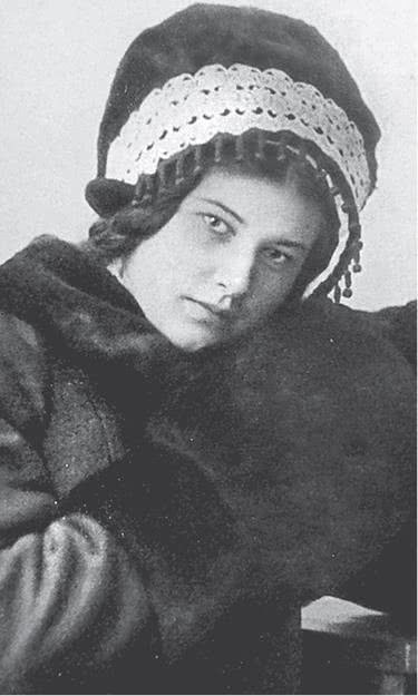 Иллюстрация к книге — Дом правительства. Сага о русской революции [i_076.jpg]