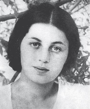 Иллюстрация к книге — Дом правительства. Сага о русской революции [i_079.jpg]