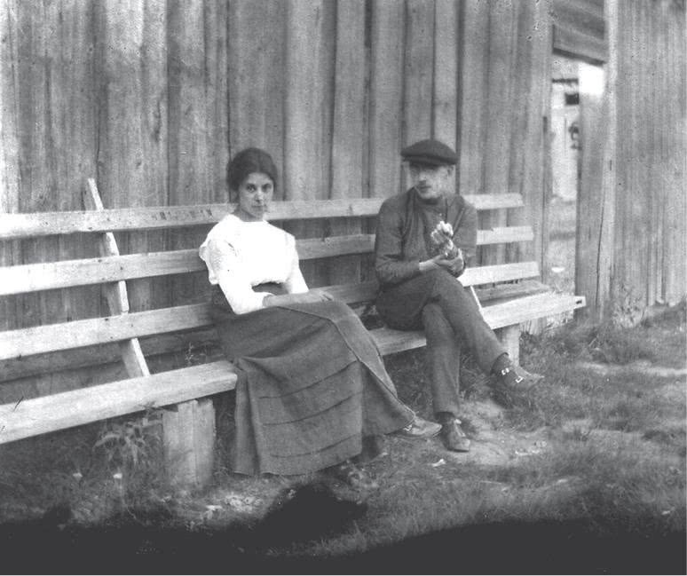 Иллюстрация к книге — Дом правительства. Сага о русской революции [i_080.jpg]