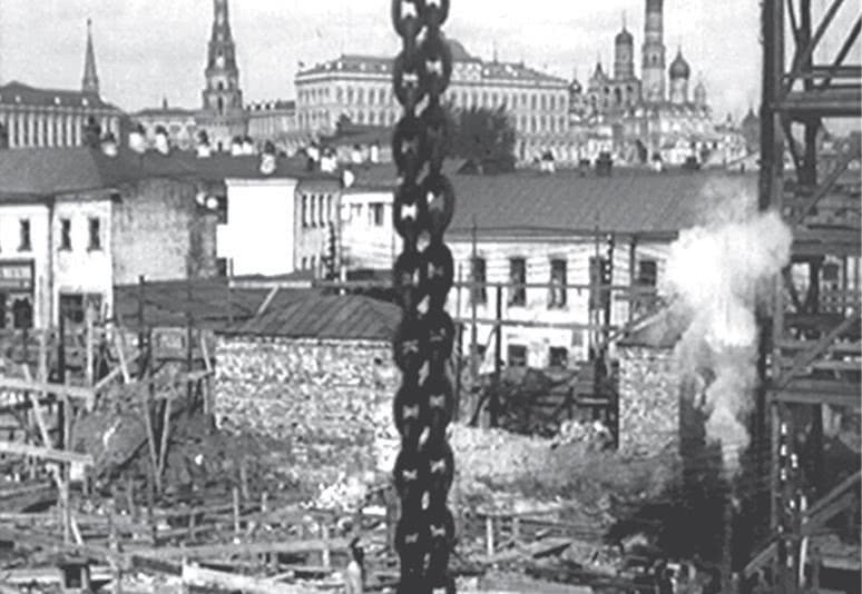 Иллюстрация к книге — Дом правительства. Сага о русской революции [i_097.jpg]