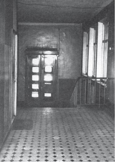 Иллюстрация к книге — Дом правительства. Сага о русской революции [i_117.jpg]