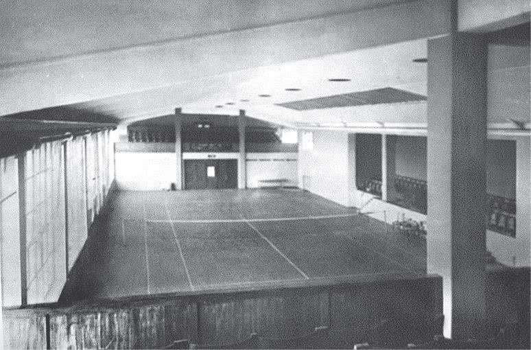 Иллюстрация к книге — Дом правительства. Сага о русской революции [i_167.jpg]