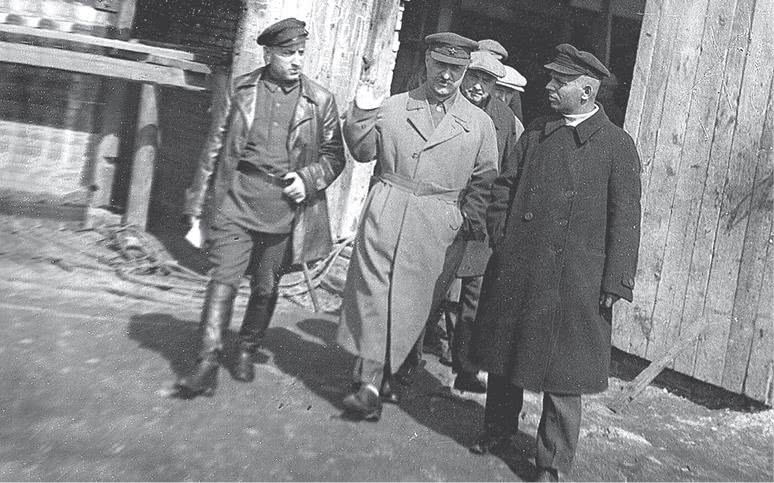 Иллюстрация к книге — Дом правительства. Сага о русской революции [i_183.jpg]