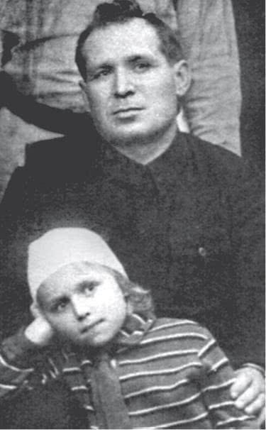 Иллюстрация к книге — Дом правительства. Сага о русской революции [i_186.jpg]