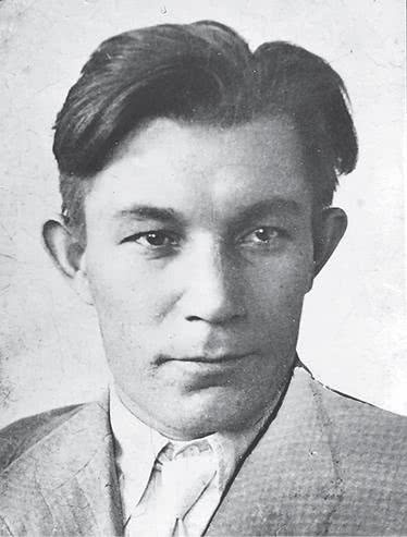 Иллюстрация к книге — Дом правительства. Сага о русской революции [i_210.jpg]